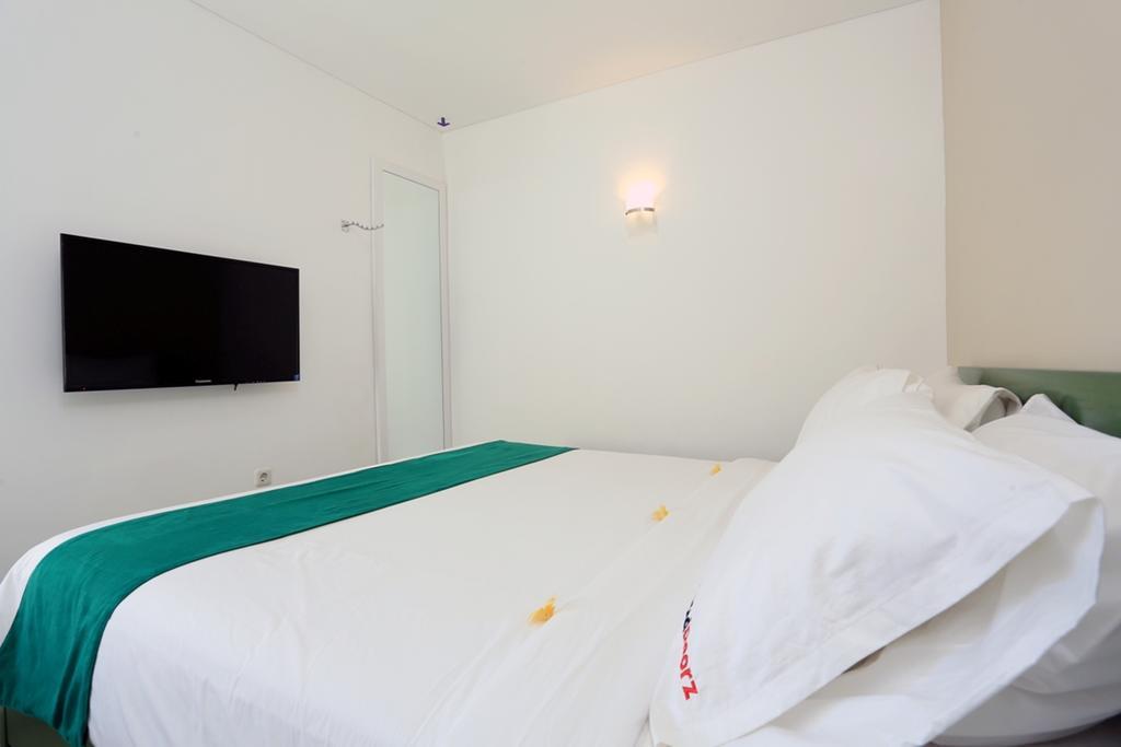 Reddoorz Near Pantai Jerman Otel Kuta Lombok Dış mekan fotoğraf